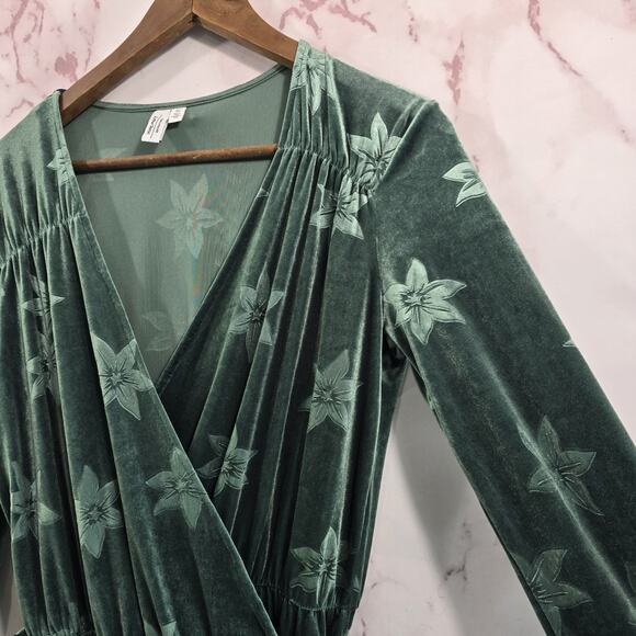 & Other Stories Dress Womens 6 Small Green Velvet Floral Midi Maxi Wrap Long - Picture 16 of 16
